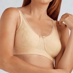 NWT AMOENA BELLA Size 36A & 34A Wirefree Mastectomy Bra